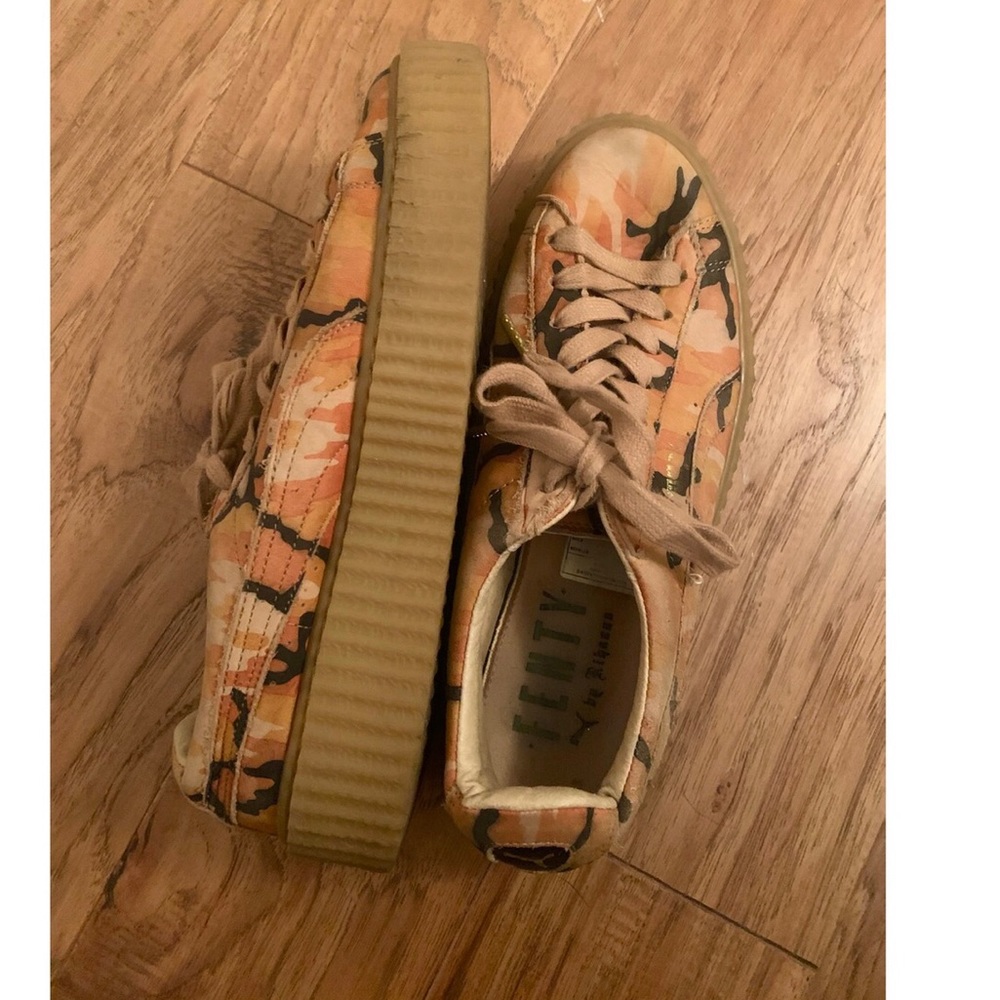 Rihanna’s camo puma creepers 😍